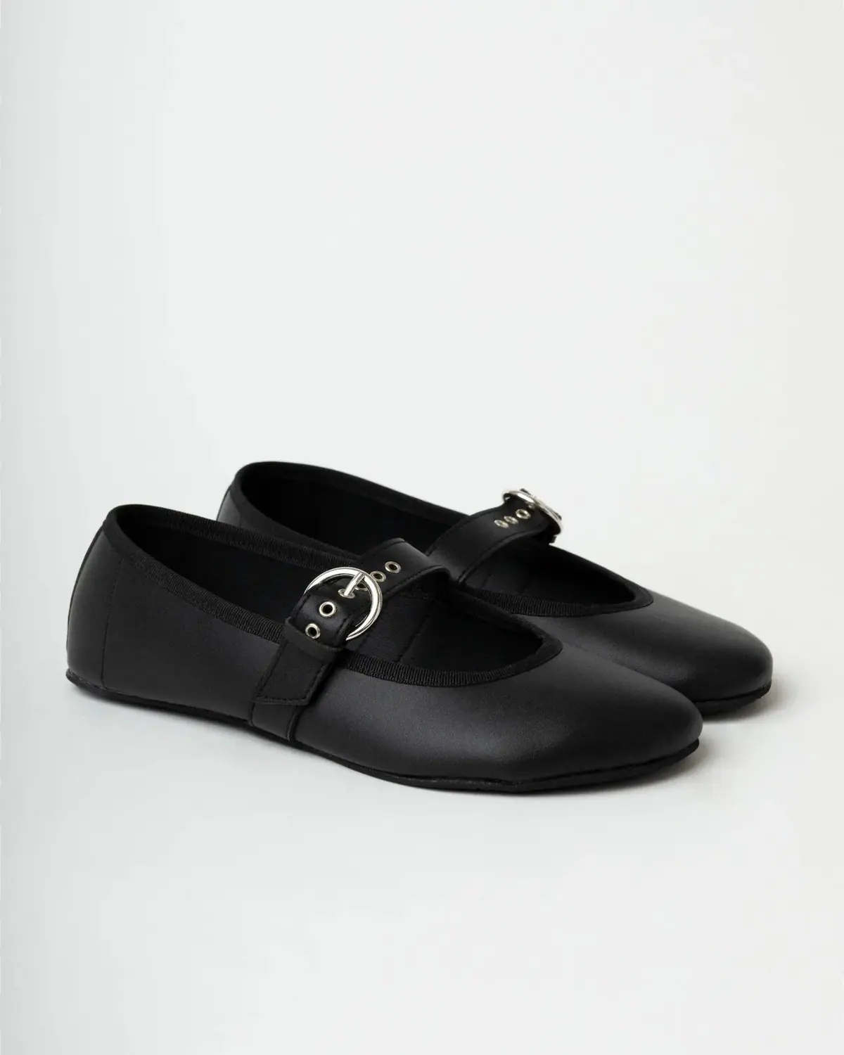 Босоногие балетки Clotsy Fivela — чёрные